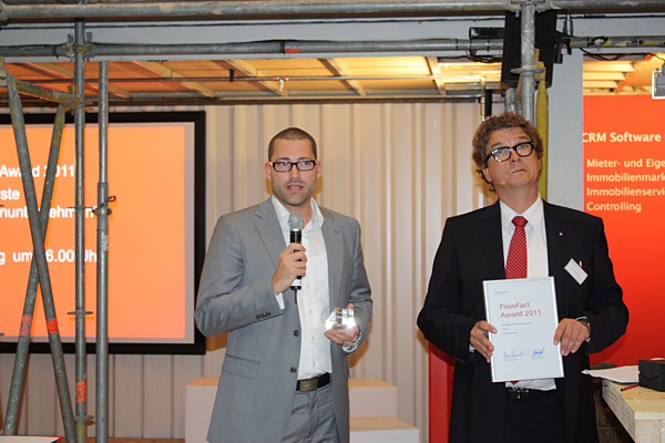 Franchisemanager Stephan Bruns und FlowFact AG Vorstand Lars Grosenik